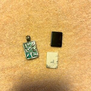 Silpada retired pendant